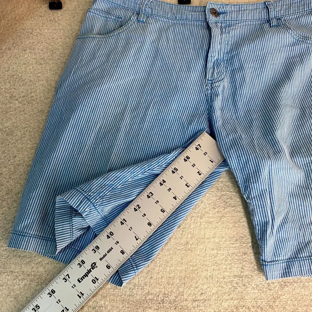 Quiksilver Striped Chino Shorts Blue White Color Mens Size 34‎